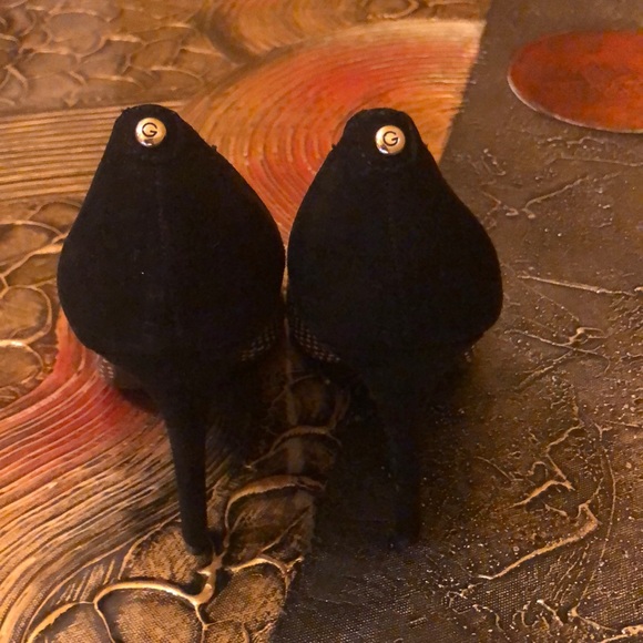 Shoes - Picture 3 of 5